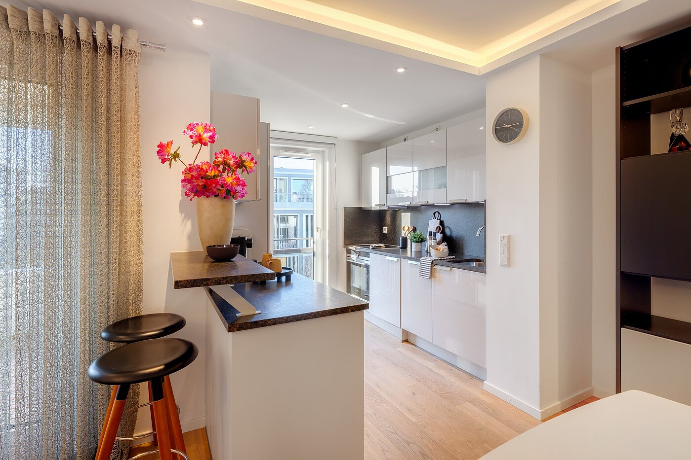 多层公寓 与 4 房间 | München-Bogenhausen | 70380 | Offene Küche mit Theke