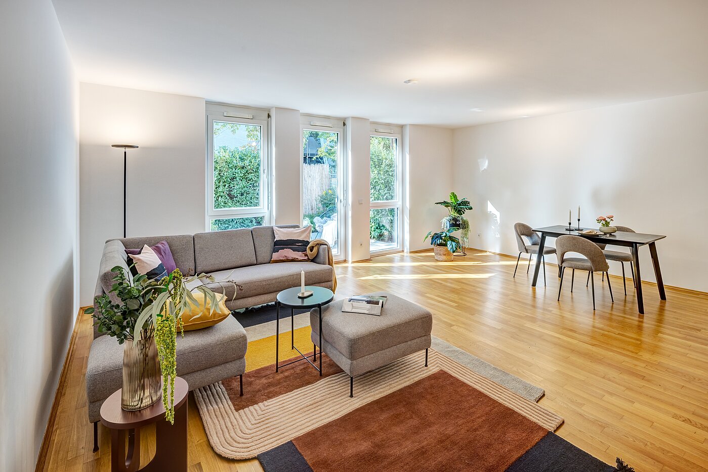 多层公寓 与 2 房间 | München-Thalkirchen | 70493 | ...Zugang zur...
