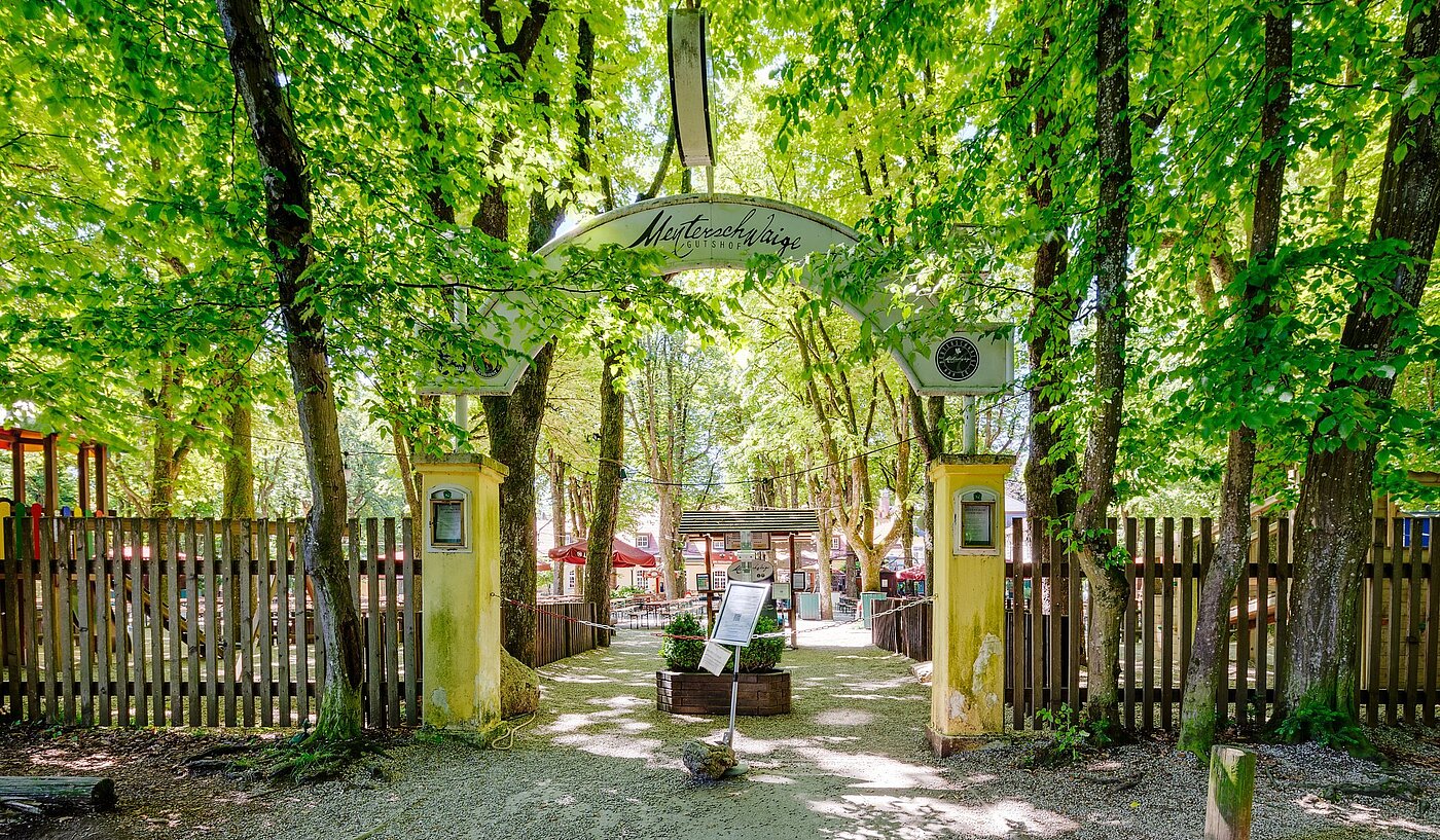 多层公寓 与 3 房间 | München-Harlaching | 2103ML3 | Menterschwaige