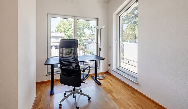 联排别墅 与 6 房间 | München-Pasing | 2007ML5 | Homeoffice-Platz mit...