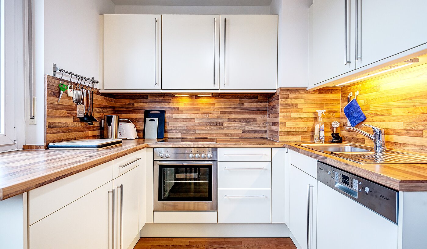 多层公寓 与 2.5 房间 | 70020 | Voll eingerichtete Einbauküche...