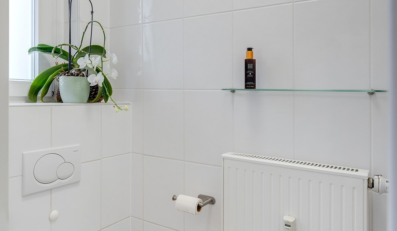 联排别墅 与 5 房间 | Unterföhring | 70119 | Gästetoilette