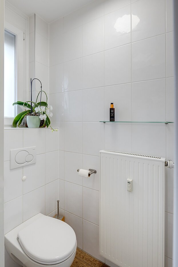 联排别墅 与 5 房间 | Unterföhring | 70119 | Gästetoilette