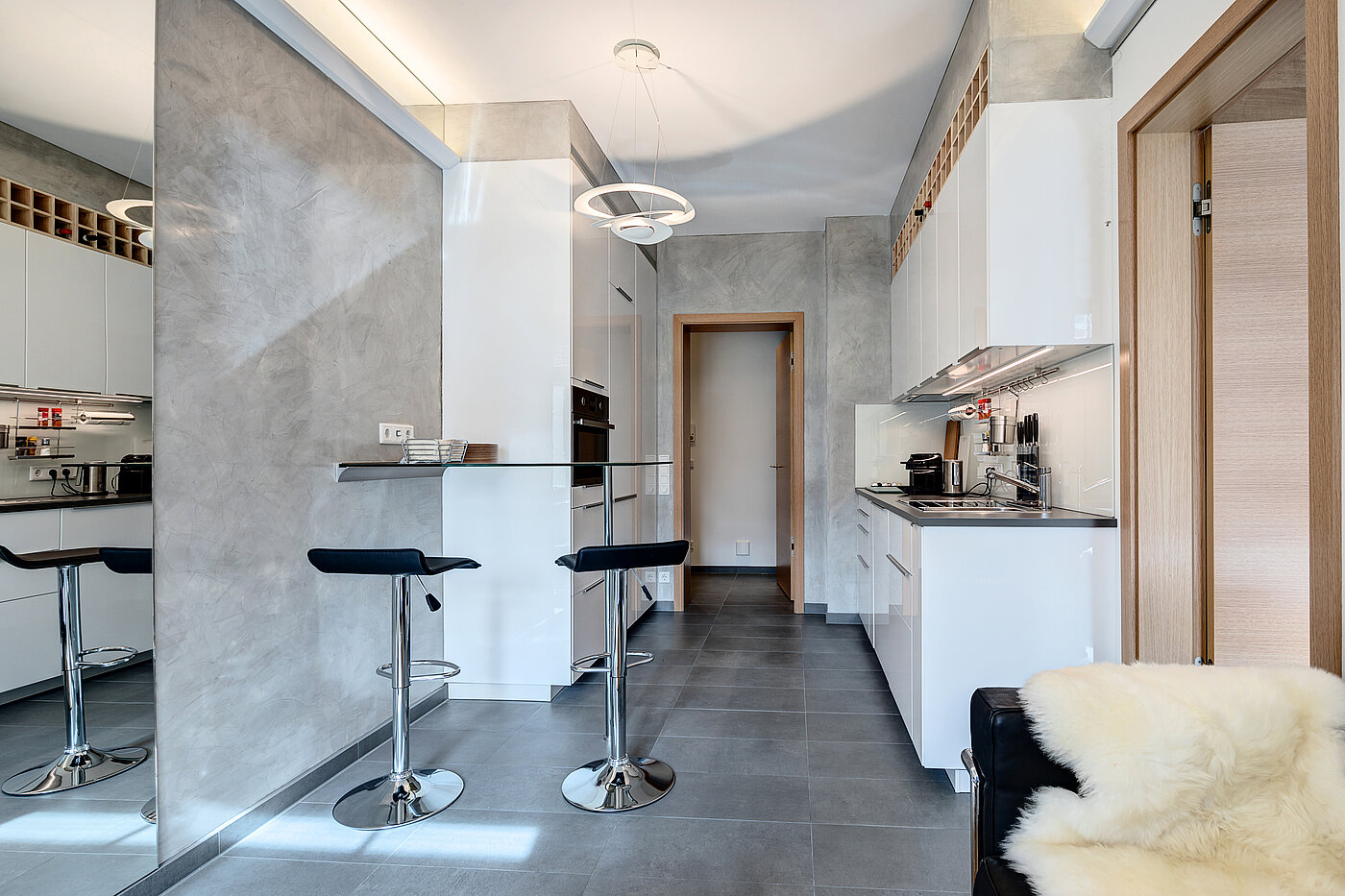 多层公寓 与 2 房间 | München-Au | 70387 | Wohnen/Kochen