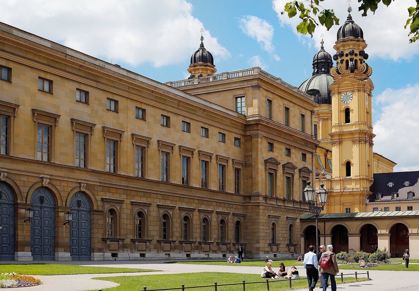 多层公寓 与 3 房间 | 70046 | Residenz München