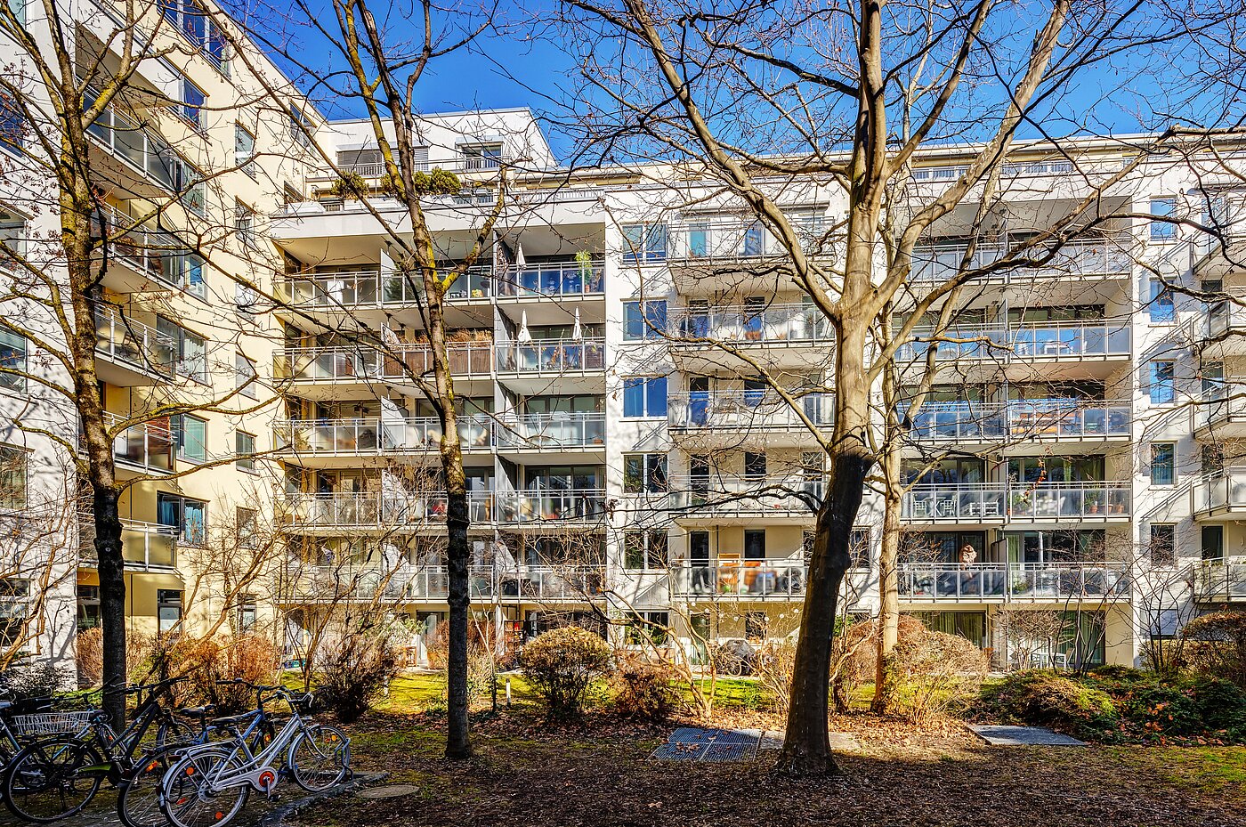 多层公寓 与 2 房间 | München-Maxvorstadt | 70001 | Innenhofansicht