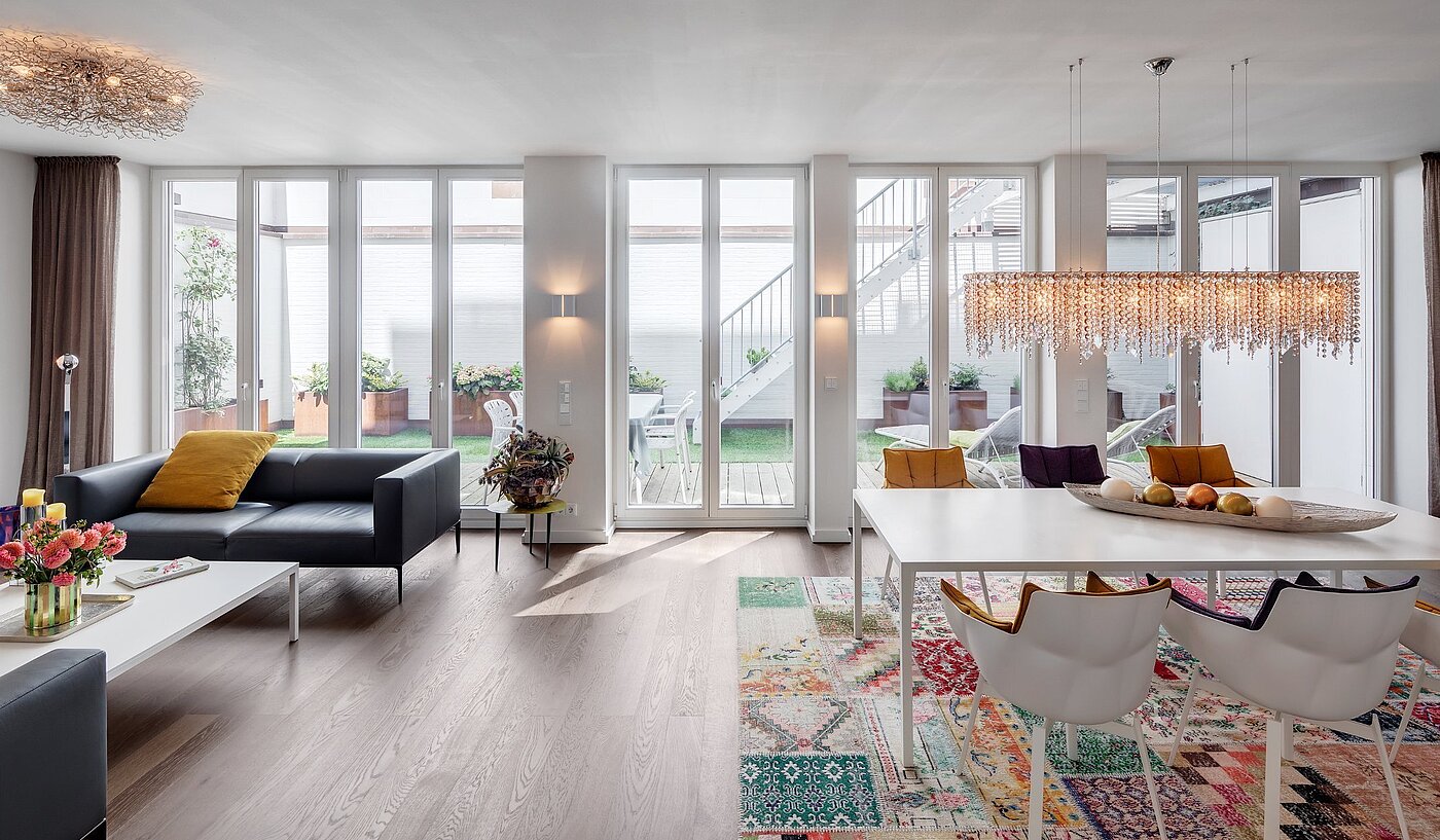 多层公寓 与 5 房间 | München-Maxvorstadt | 1807ML1 | Wohnen mit Blick ins Atrium