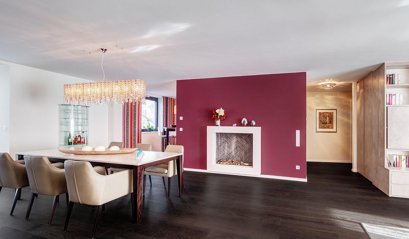 多层公寓 与 3 房间 | München-Schwabing | 1511ML1 | Essbereich mit Kamin