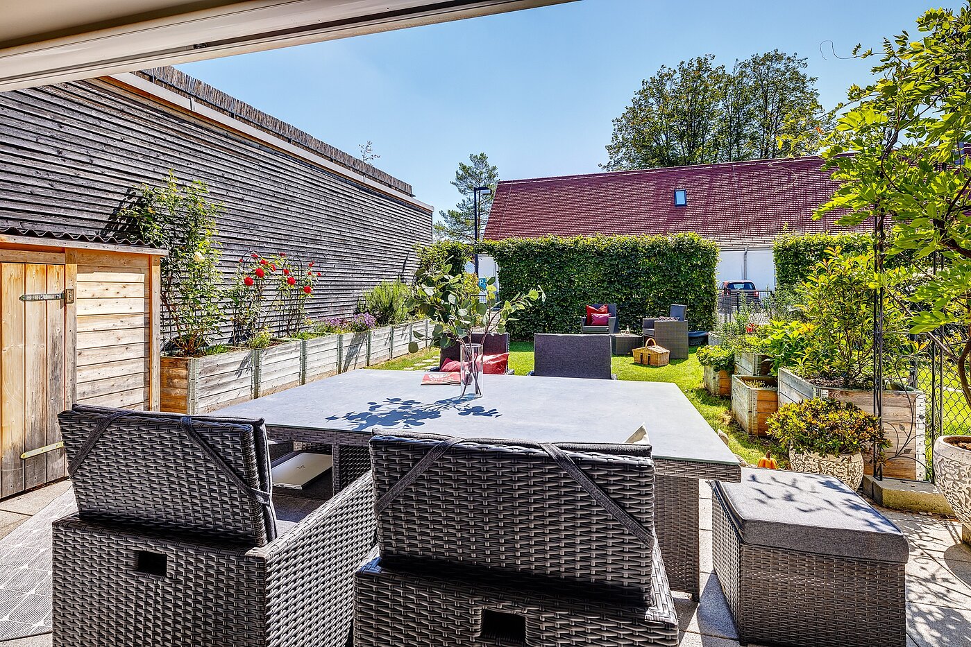一楼公寓 与 3 房间 | Wolfratshausen | 2208ML1 | ...Terrasse und eigenem Garten