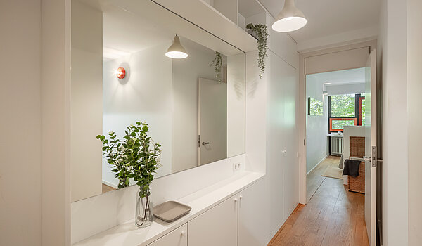 多层公寓 与 2 房间 | München-Solln | 70418 | Flur Blickrichtung Schlafzimmer