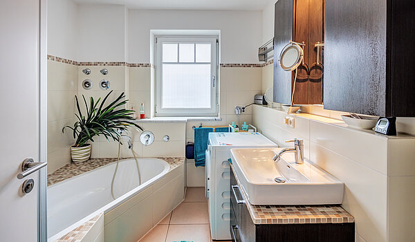 多层公寓 与 3.5 房间 | Bad Aibling | 70442 | Badezimmer...