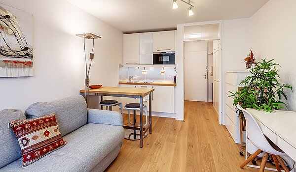 多层公寓 与 1 房间 | München-Schwabing | 70475 | Wohnzimmer...