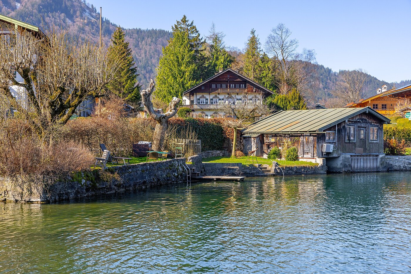 多户住宅 与 11 房间 | Rottach-Egern | 70215 | auf das Seegrundstück....