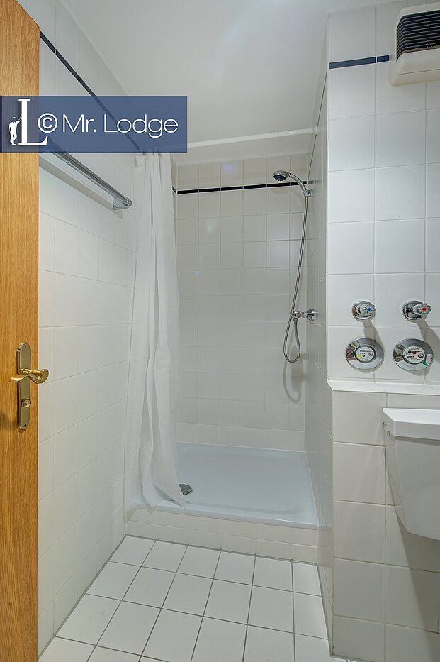 多层公寓 与 1 房间 | München-Ramersdorf | 1602ML4 | Ansicht Dusche