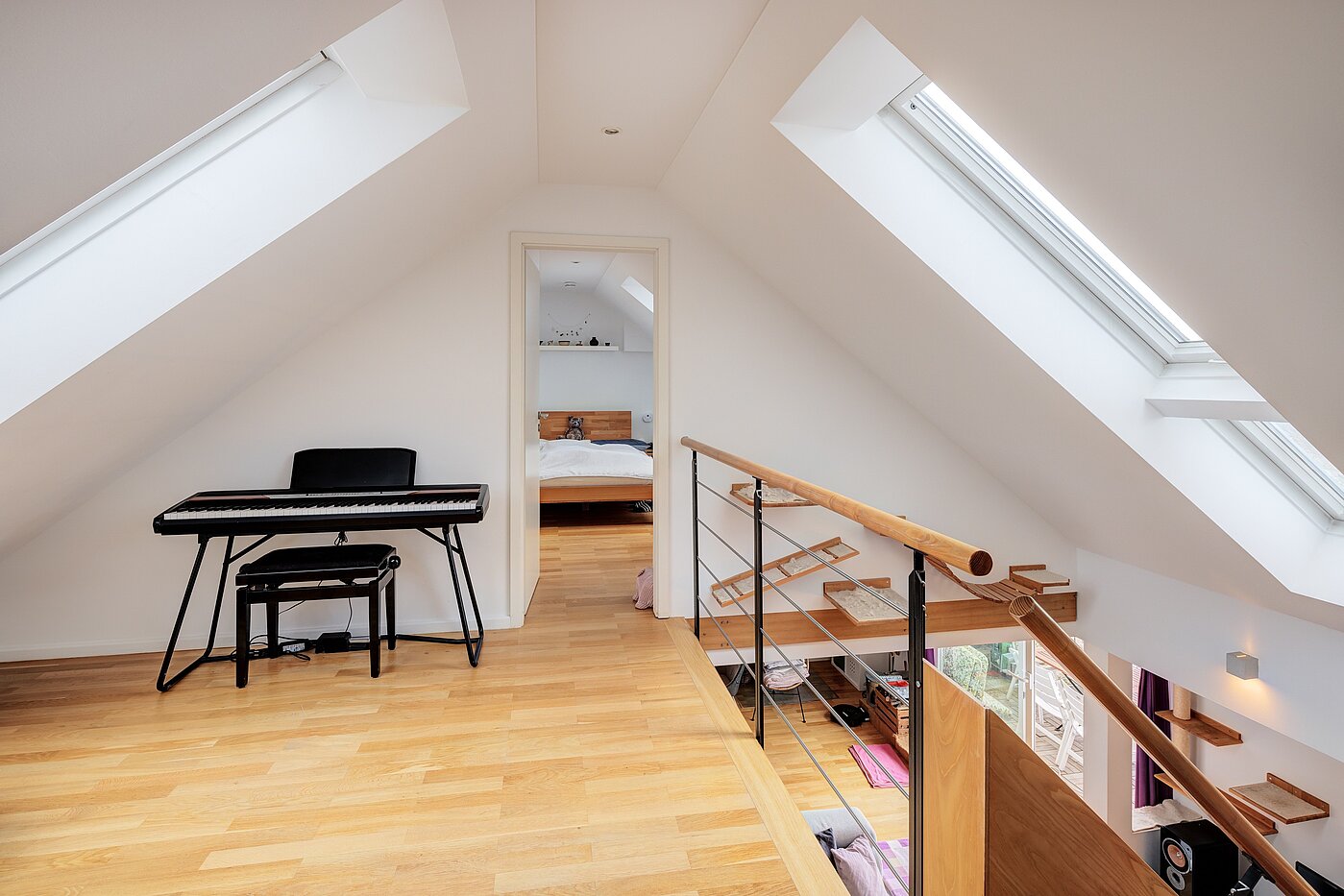 多层公寓 与 5 房间 | München-Neuhausen | 70140 | Lesegalerie