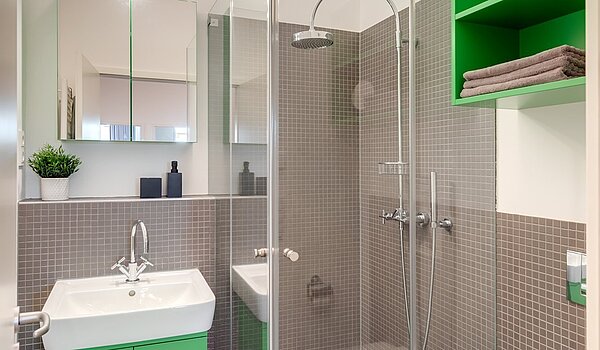 高架层 与 3 房间 | München-Sendling | 2009ML8 | Schickes Duschbad