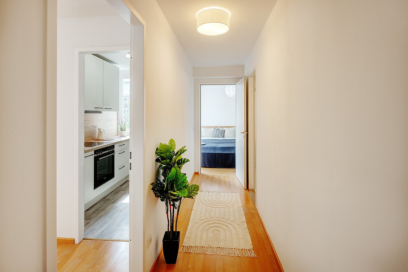 多层公寓 与 2 房间 | München-Obersendling | 70039 | Der zentrale Flur