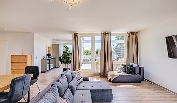露台公寓 与 3 房间 | München-Berg am Laim | 704511 | Wohnzimmer