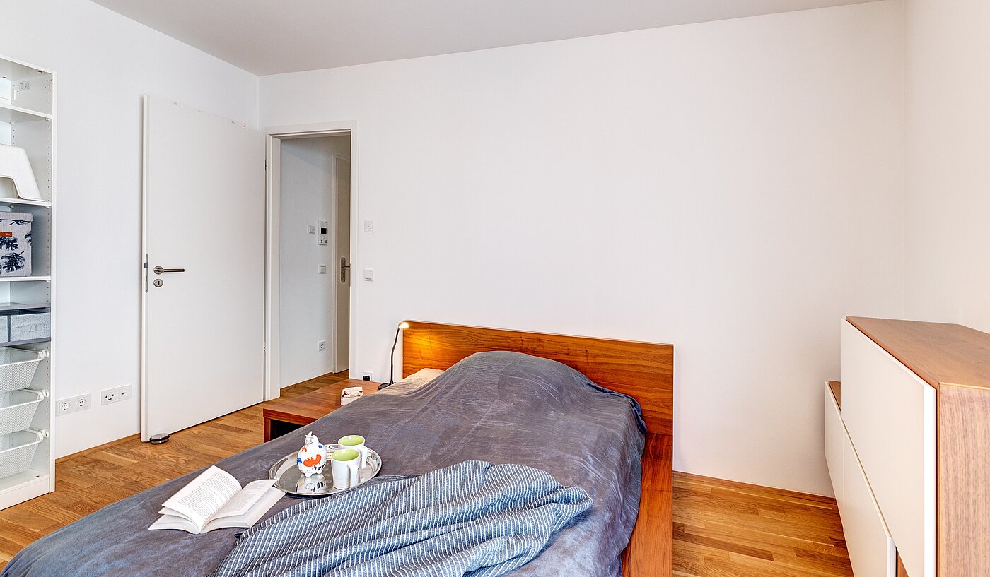 多层公寓 与 2 房间 | Freising | 70156 | Schlafzimmer mit...
