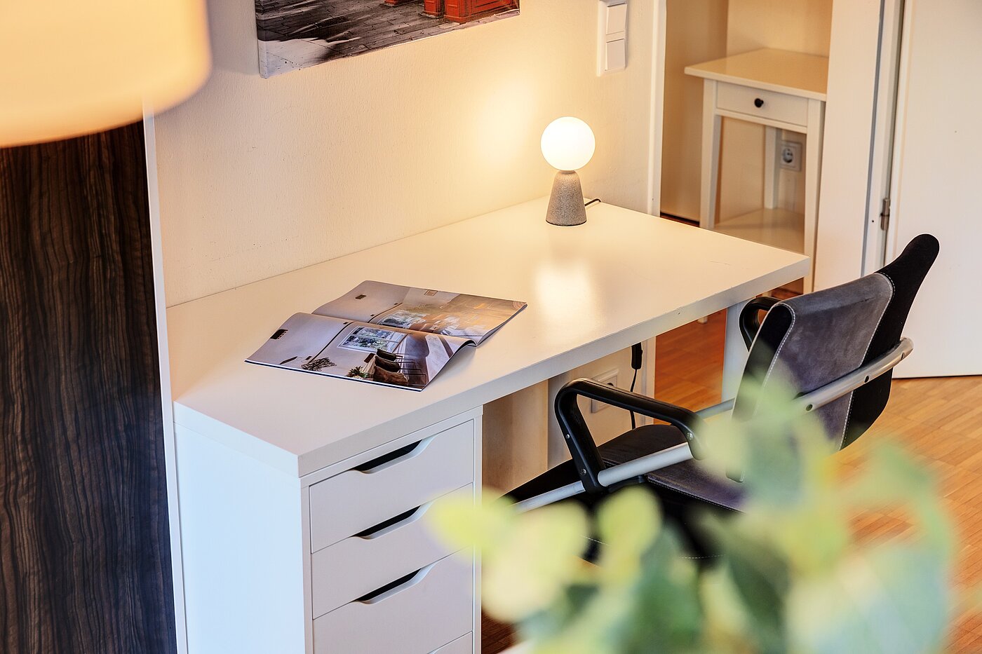 多层公寓 与 2 房间 | München-Schwabing | 703161 | Schreibtisch