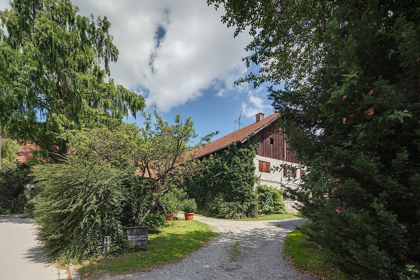 地块 | 1400m² | Starnberg | 1806ML4 | Zufahrt aktuell