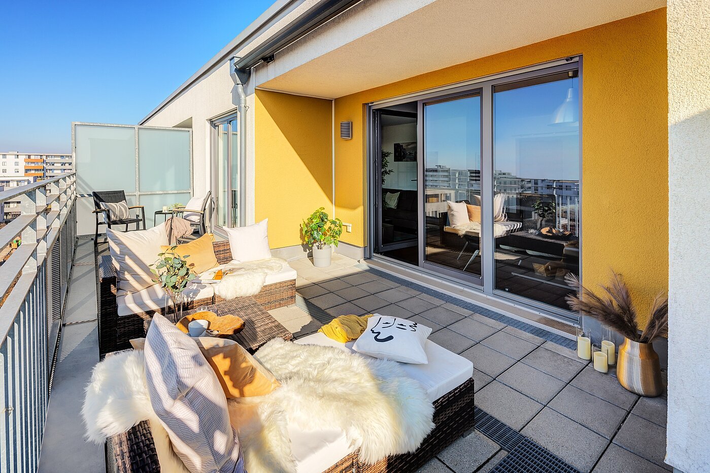 阁楼公寓 与 3 房间 | München-Riem | 701701 | ...Dachterrasse mit...
