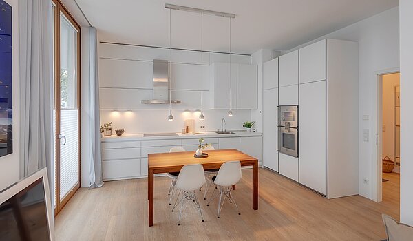 高架层 与 3 房间 | München-Sendling | 2009ML8 | Blick auf den Essbereich...