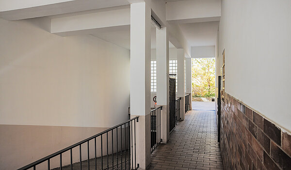 多层公寓 与 1 房间 | München-Obergiesing | 70420 | Hauseingang