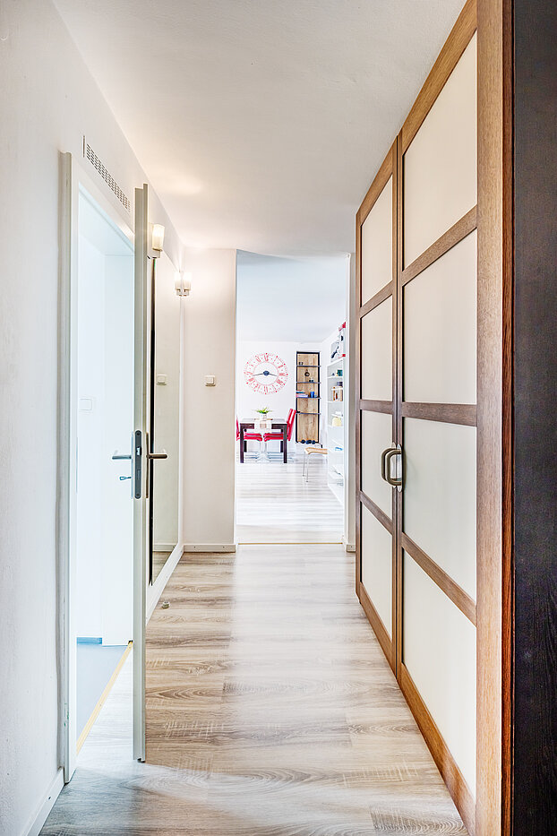 多层公寓 与 3 房间 | München-Schwabing | 70292 | Diele mit Stauraum