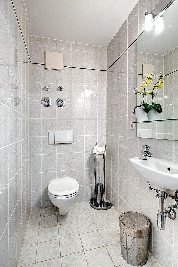 多层公寓 与 2 房间 | München-Schwabing | 70102 | Separates WC...