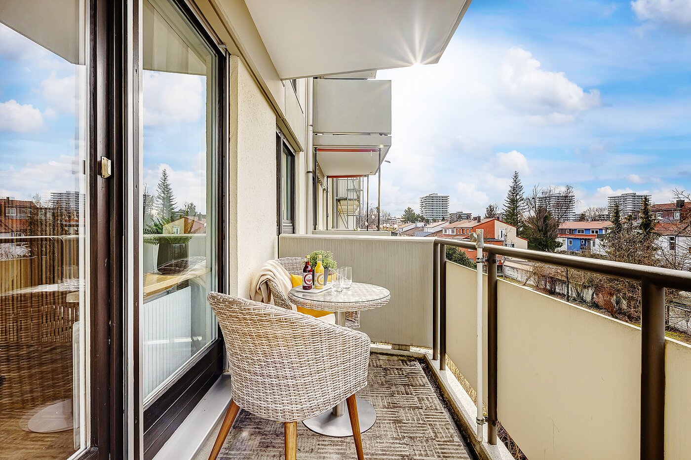 多层公寓 与 1 房间 | München-Milbertshofen | 2112ML4 | Sonniger Balkon...