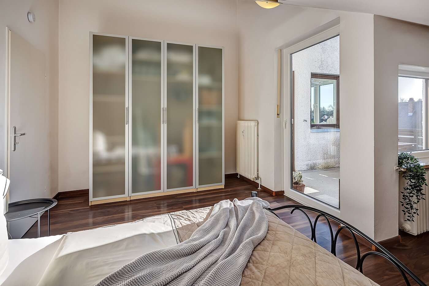 多层公寓 与 2 房间 | München-Untermenzing | 70177 | ...und zusätzlichem Balkonzugang