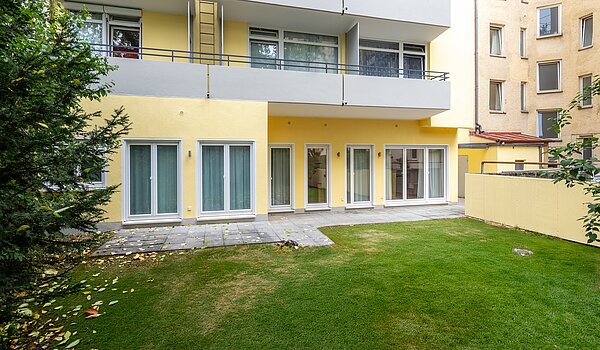 一楼公寓 与 4 房间 | München-Neuhausen | 70471 | Ruhiger Innenhof
