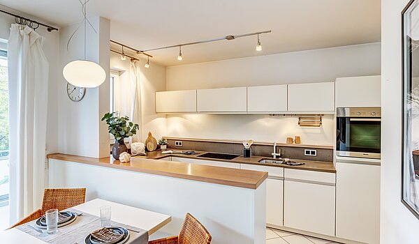 多层公寓 与 3 房间 | München-Neuhausen | 70489 | Moderne Küche...