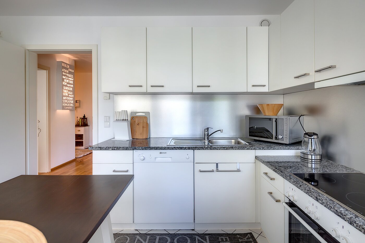 多层公寓 与 3 房间 | München-Isarvorstadt | 70157 | Einbauküche...