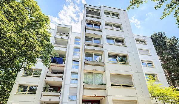 多层公寓 与 2 房间 | München-Hadern | 70410 | Außenansicht Richtung Wintergarten