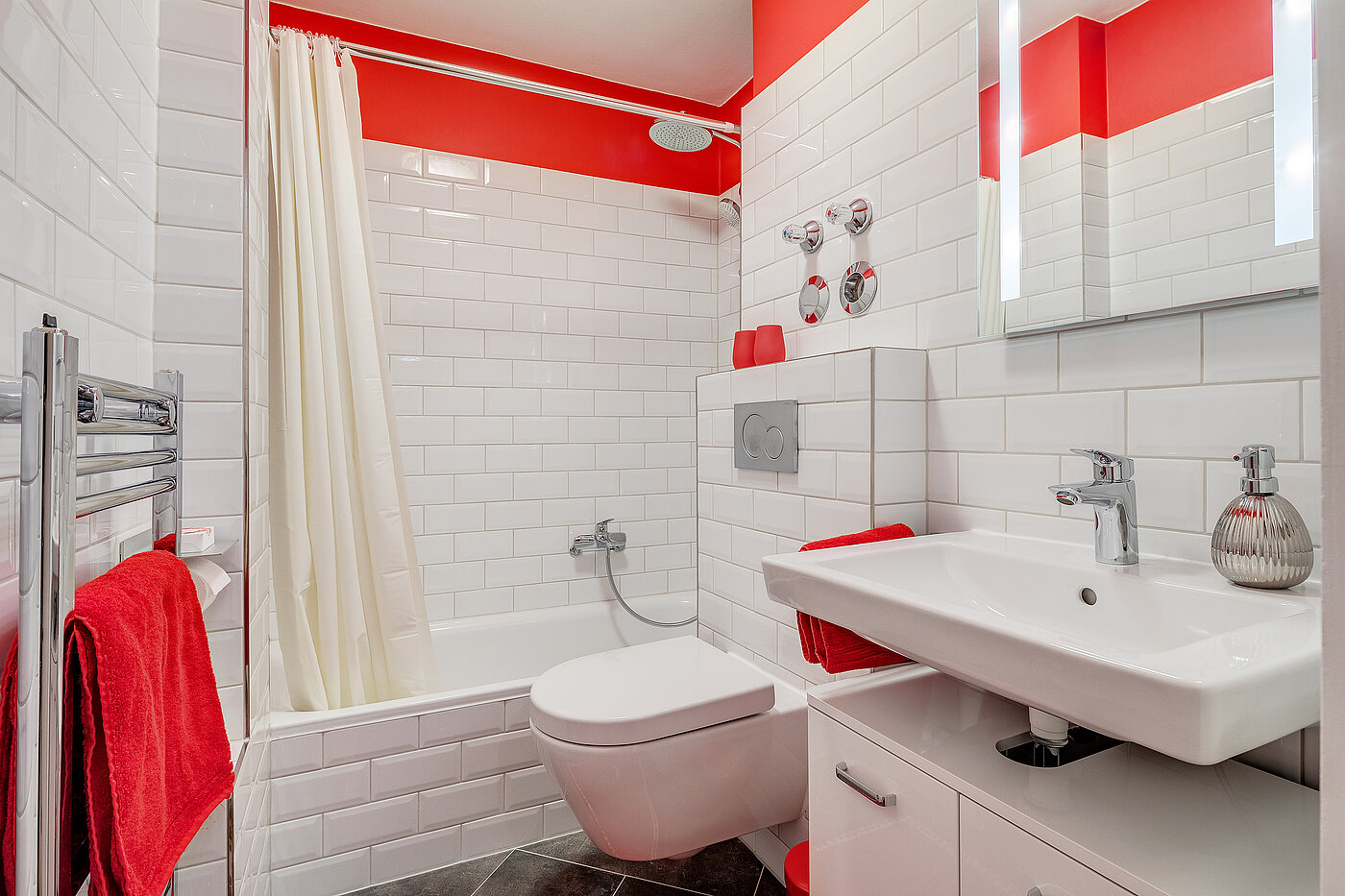 多层公寓 与 2 房间 | München-Bogenhausen | 70287 | ...mit Badewanne