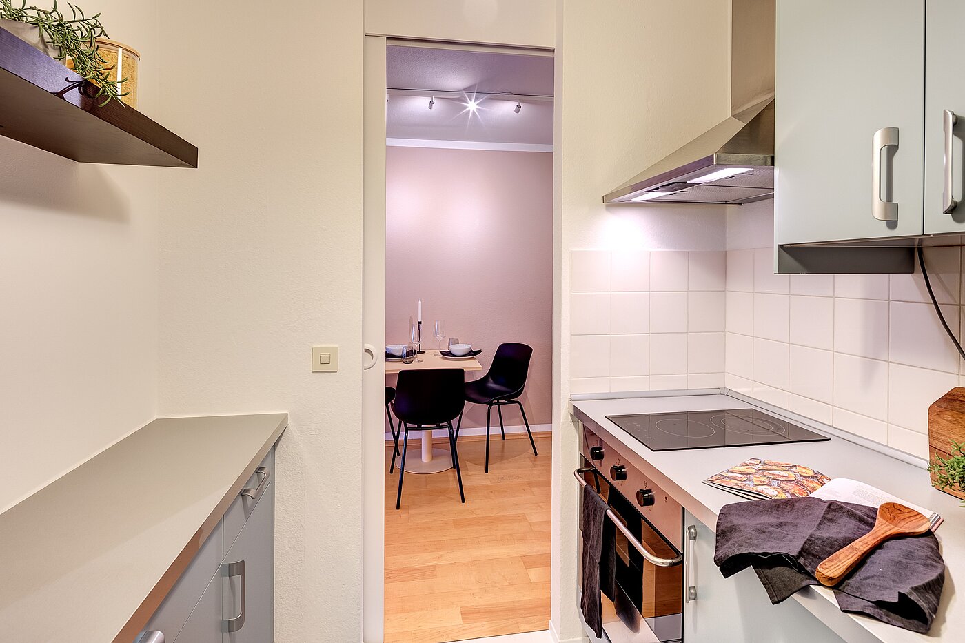 多层公寓 与 1 房间 | München-Maxvorstadt | 70132 | ...Einbauküche