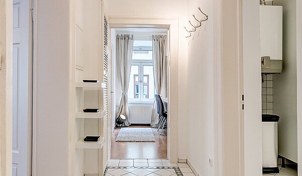 多层公寓 与 4 房间 | München-Maxvorstadt | 2011ML2 | Ansprechendes Entrée