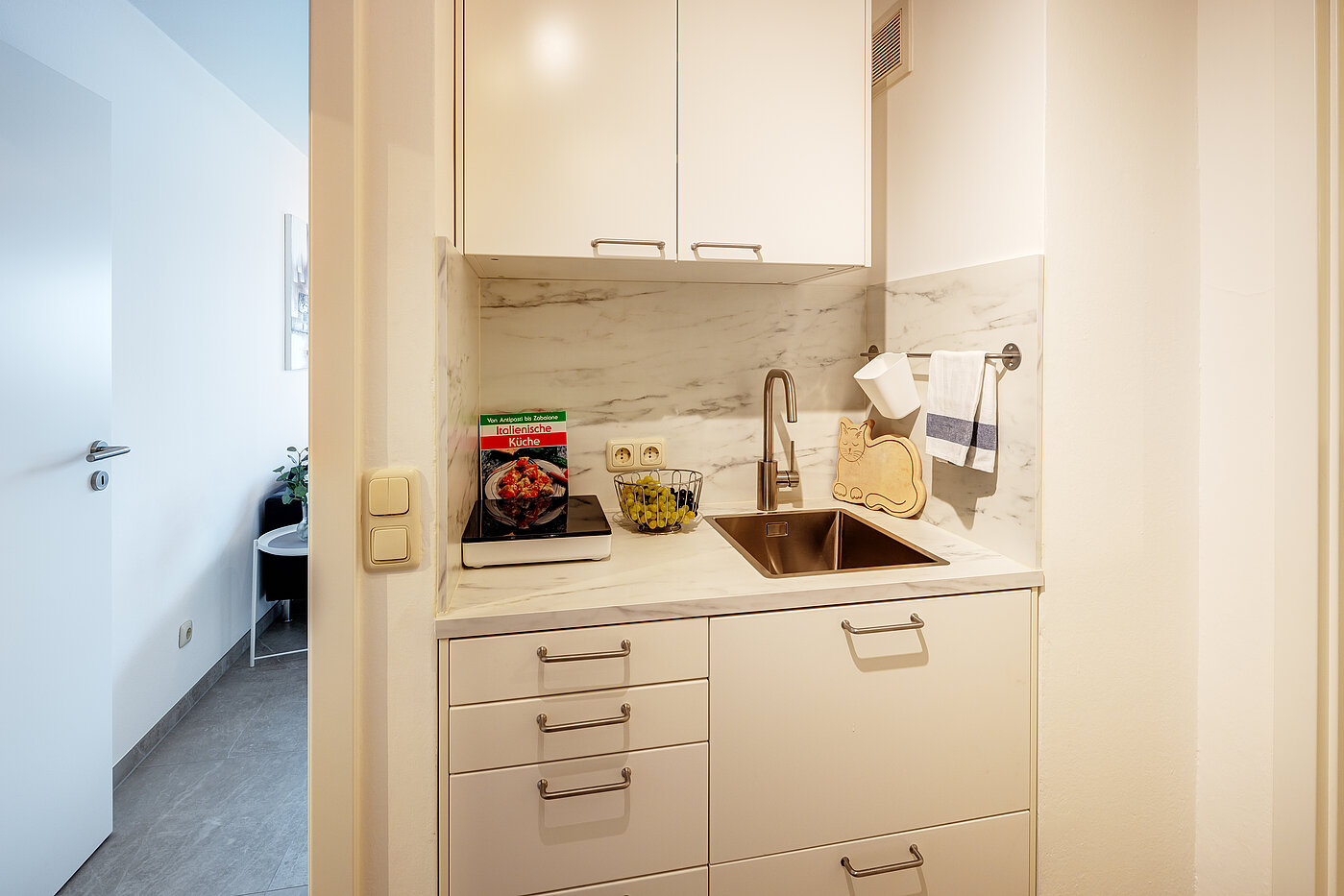 多层公寓 与 1 房间 | München-Milbertshofen | 704371 | ...voll ausgestattet