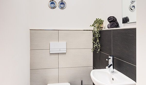 顶层公寓 与 2 房间 | München-Bogenhausen | 70385 | ...Gäste-WC