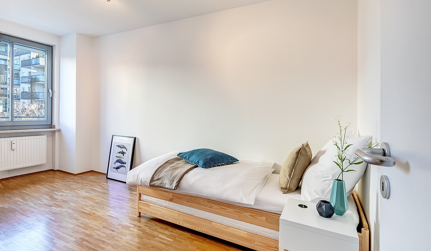 多层公寓 与 4 房间 | 1709ML3 | Kinderzimmer