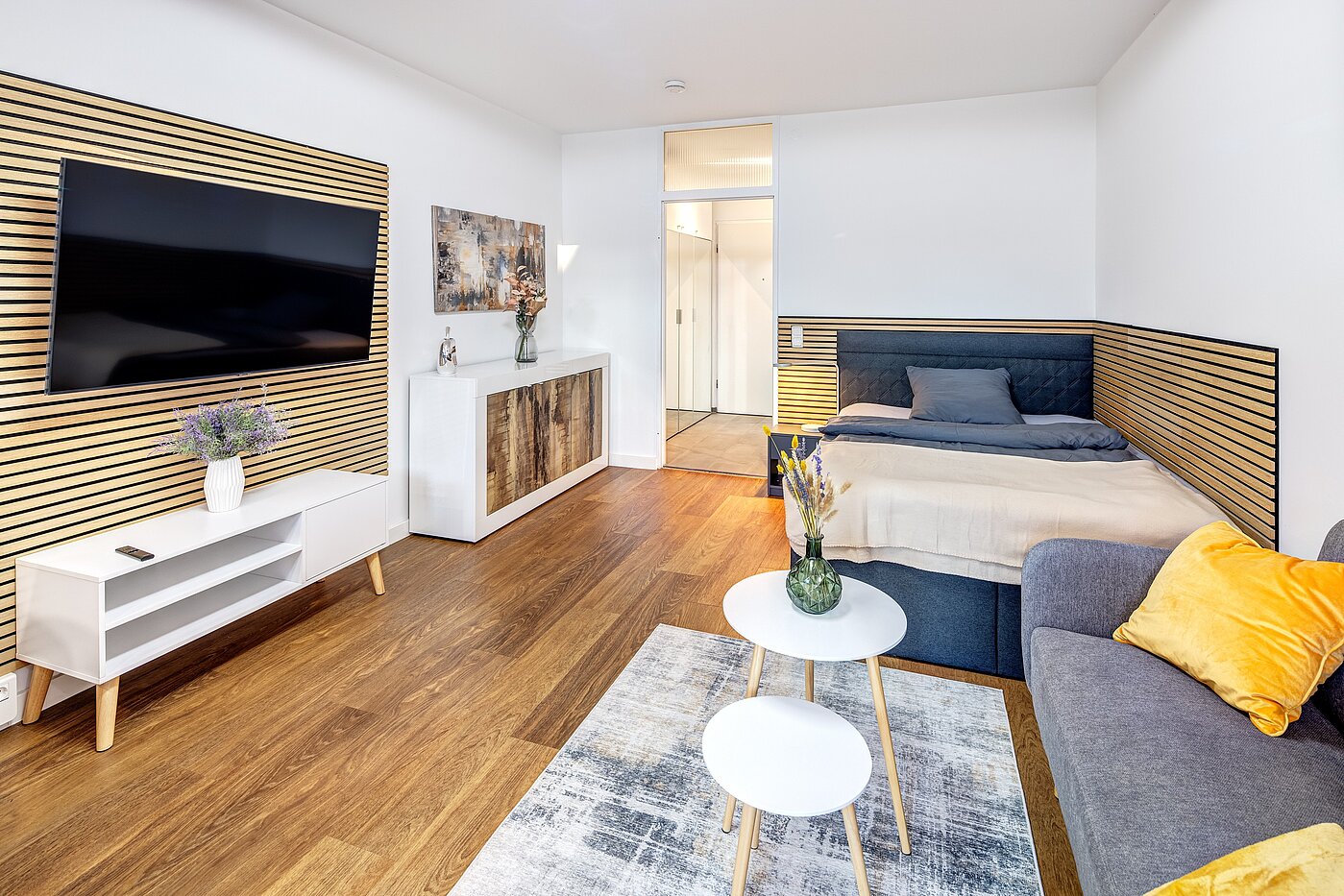 公寓 与 1 房间 | München-Milbertshofen | 70183 | Mit Couch und Flatscreen