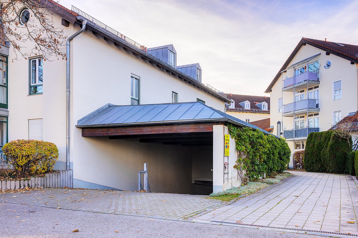 阁楼公寓 与 2 房间 | 70314 | Zufahrt Tiefgarage