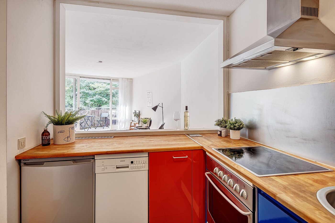 多层公寓 与 2 房间 | München-Schwabing | 2109ML3 | ... Durchreiche zum Wohnzimmer