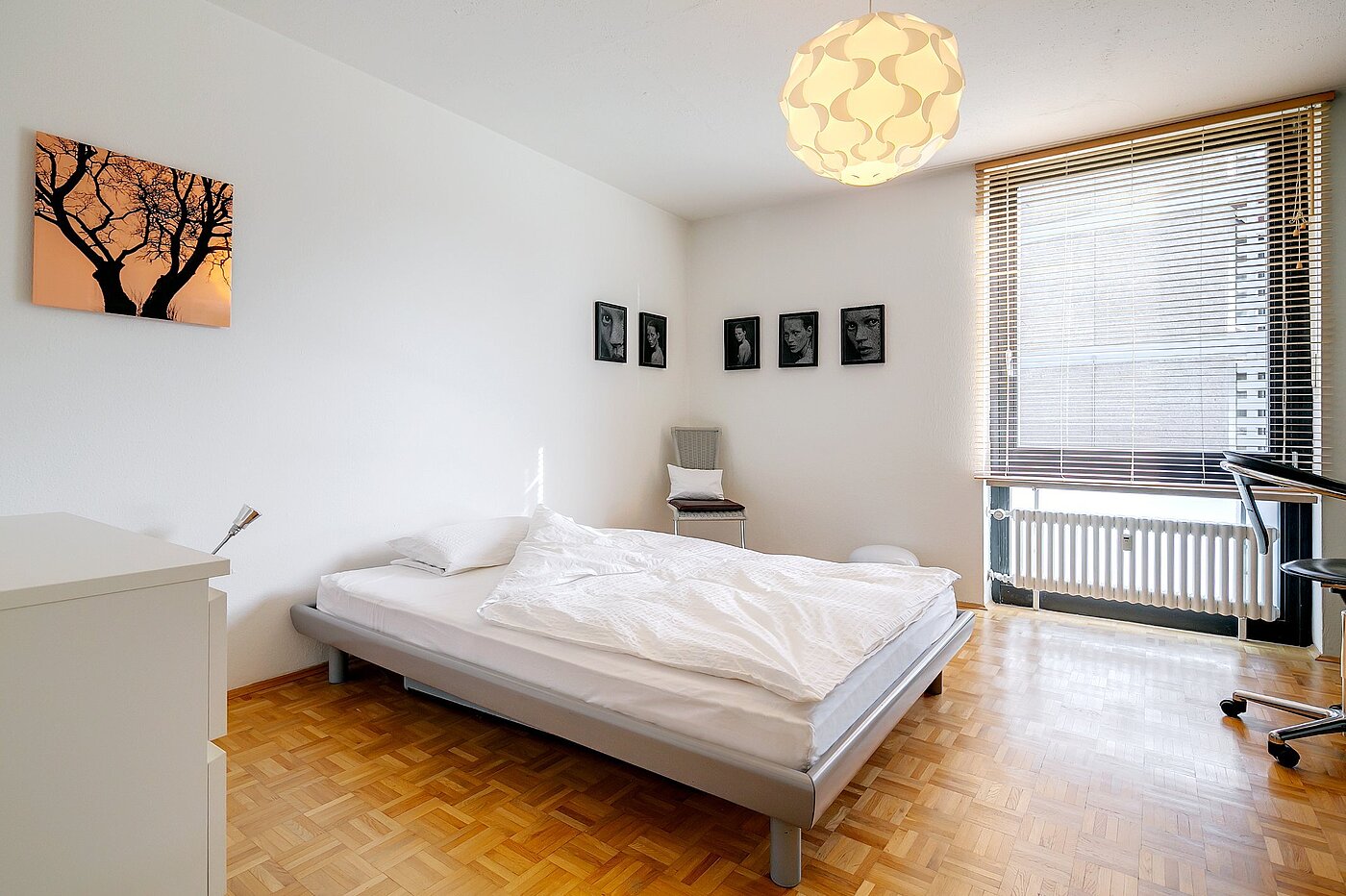 多层公寓 与 2 房间 | München-Schwabing | 2004ML1 | Geräumiges Schlafzimmer