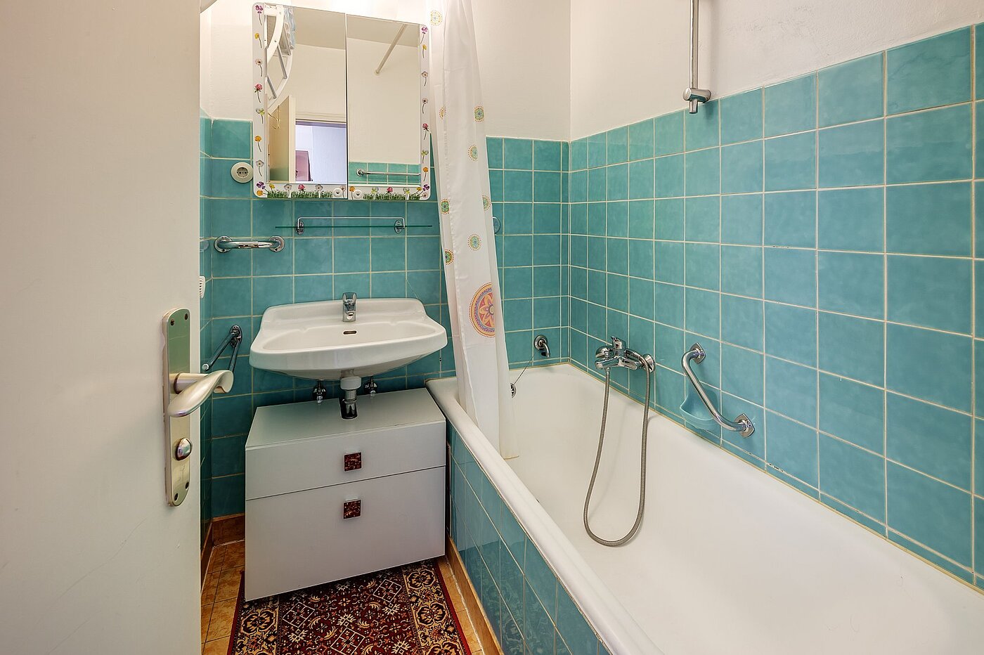 多层公寓 与 2 房间 | München-Sendling-Westpark | 2003ML10 | Badezimmer mit Badewanne