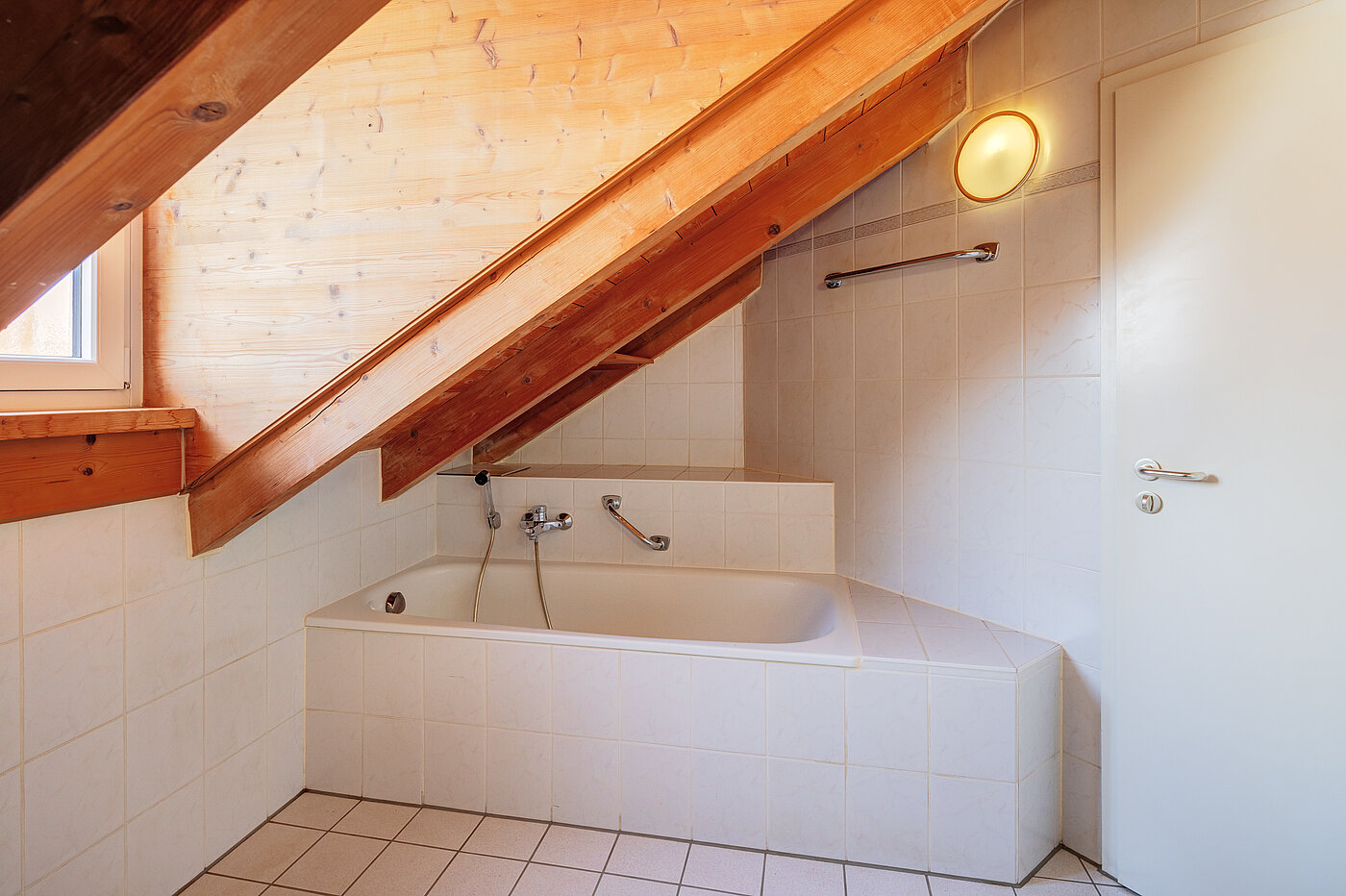 阁楼公寓 与 2 房间 | 70314 | Bad