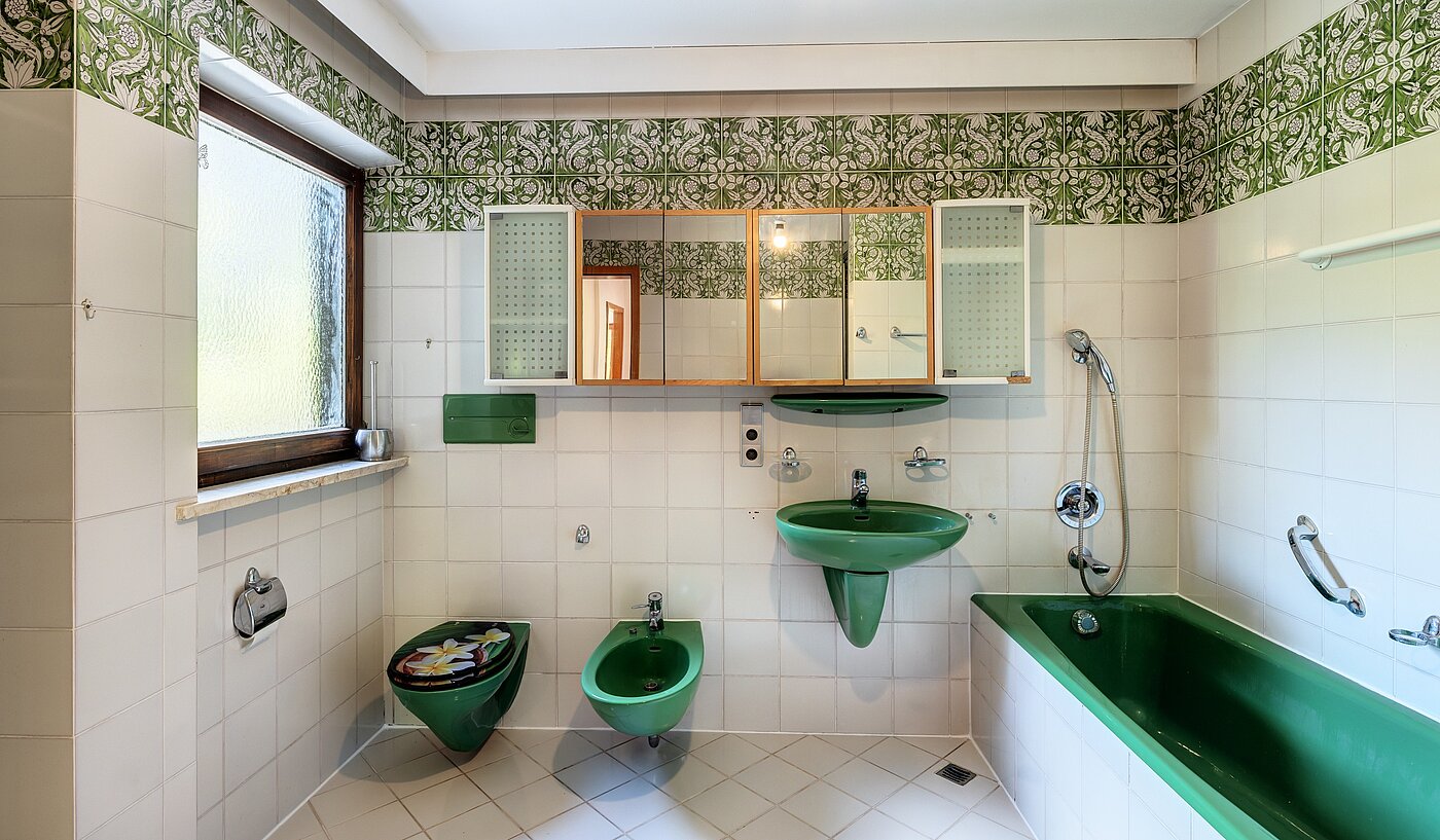 排角屋 与 5 房间 | Penzberg | 701121 | Bad mit Badewanne...