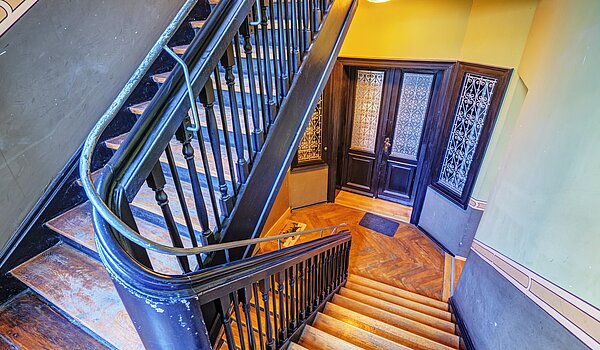 多层公寓 与 1 房间 | München-Ludwigsvorstadt | 70388 | Treppenaufgang